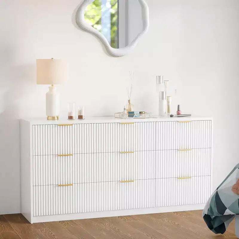 9-Drawer Fluted Dresser, Large Capacity Wood Storage Organizer with Anti-Tip Design, Retro Bedroom Dresser & Nightstand for Hallway & Entryway